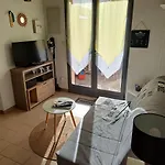Maisonnette, 5 Pers, 500m Plage, Parking, Terrasse Semesterbostad *
